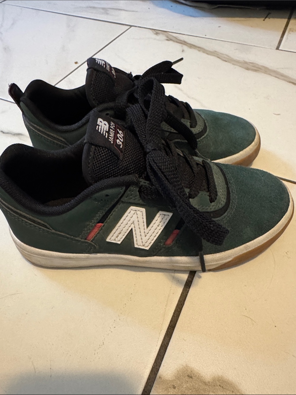 New Balance Kids Green and Black Low-Top Sneakers